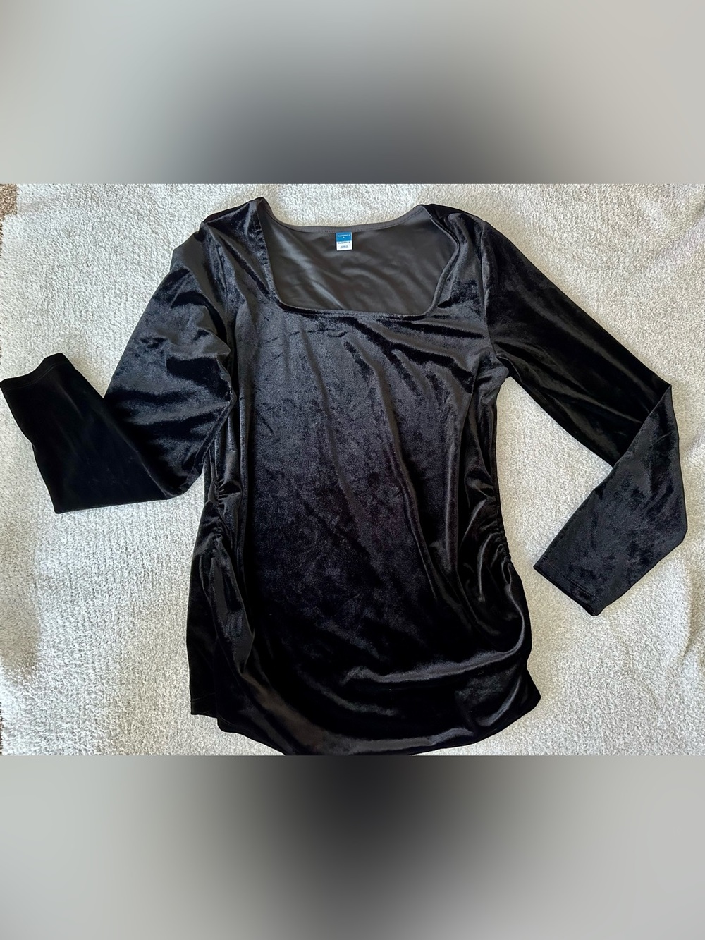 Old Navy Black Velvet Maternity Scoop Neck Top